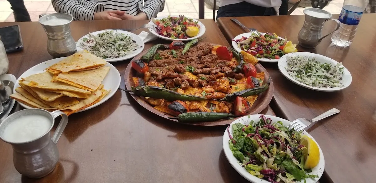 Şükrü Ustanın Yeri