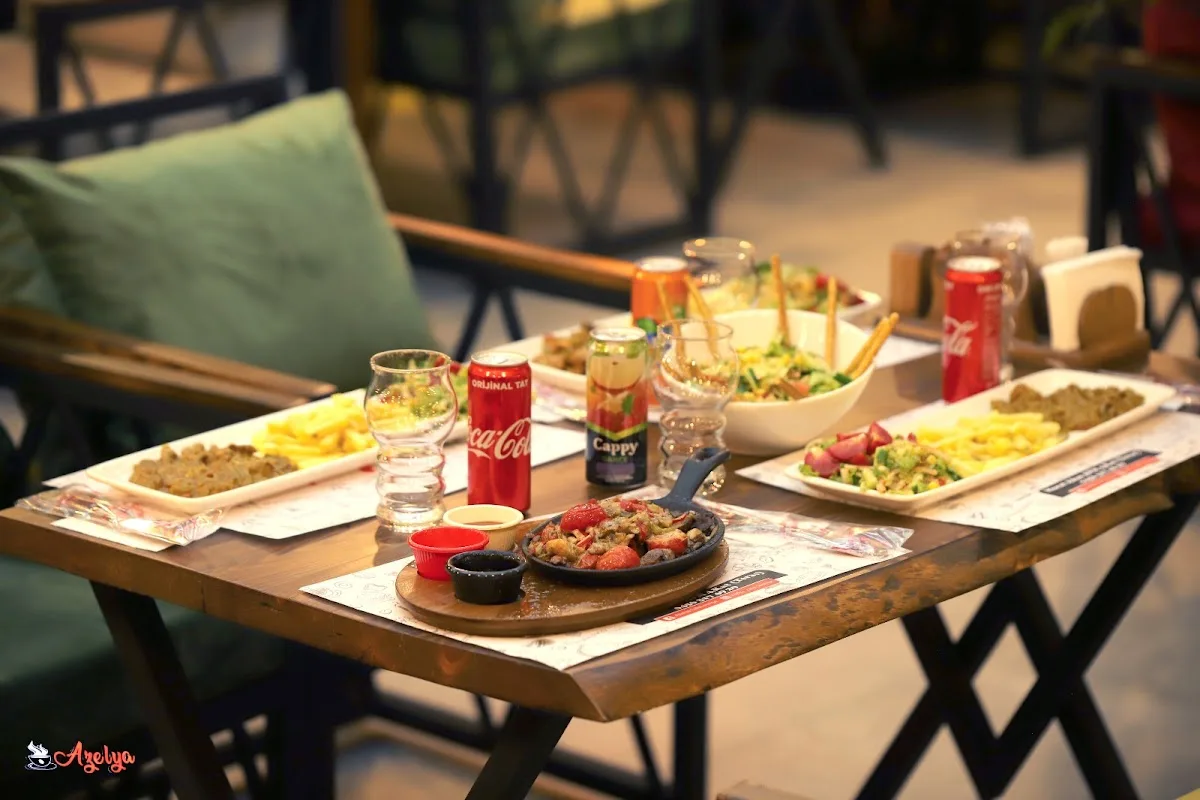 azelya cafe