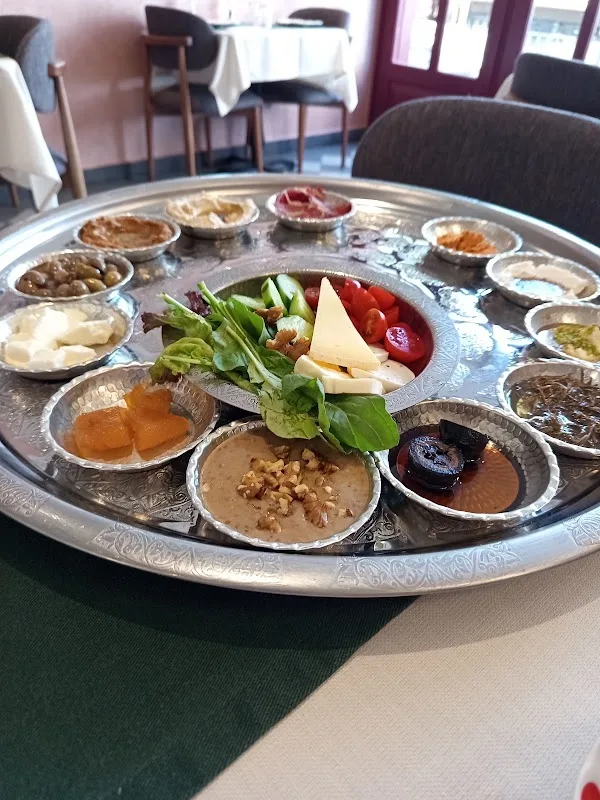 Zeyt Restaurant