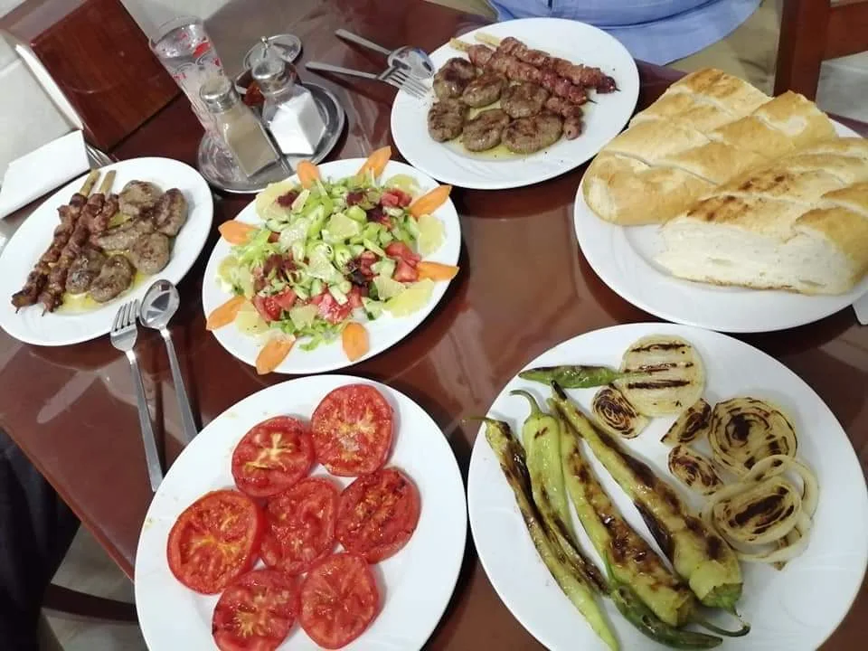 Merkez lokantası karaburc