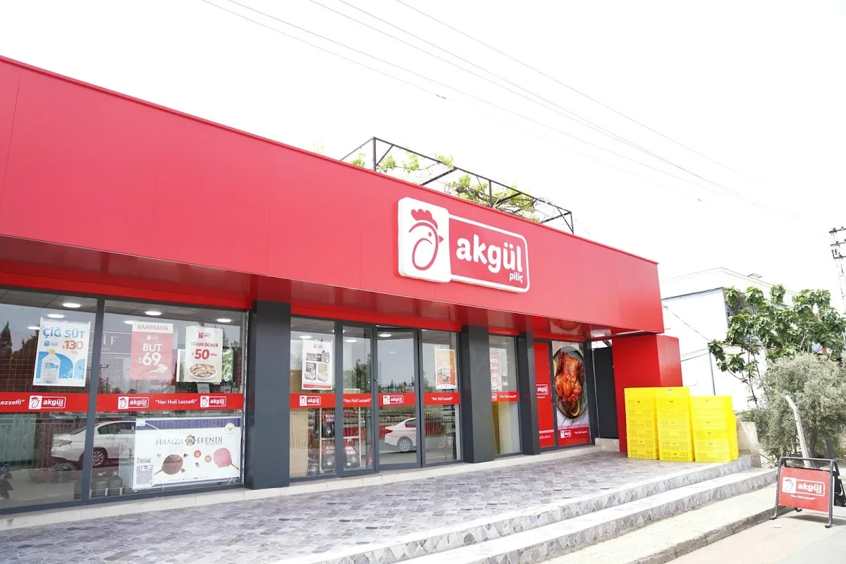 Akgül Piliç - Küçük Dikili