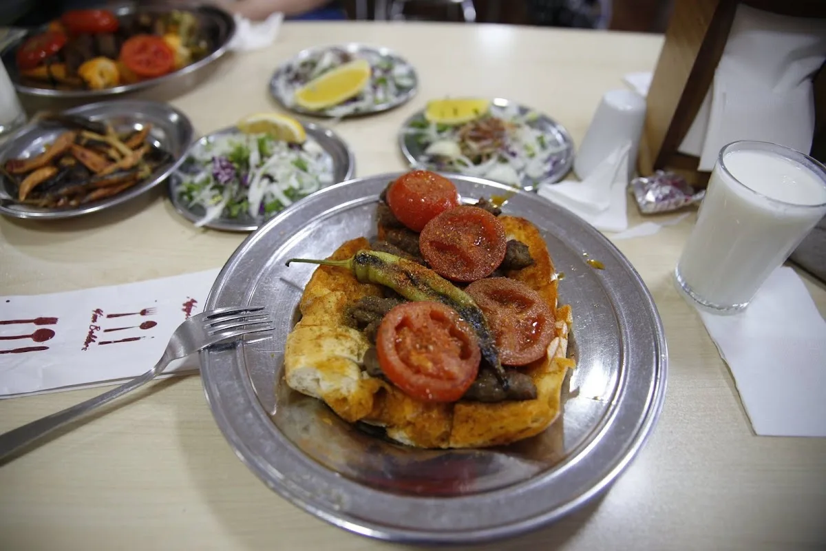 Dostol Kebap