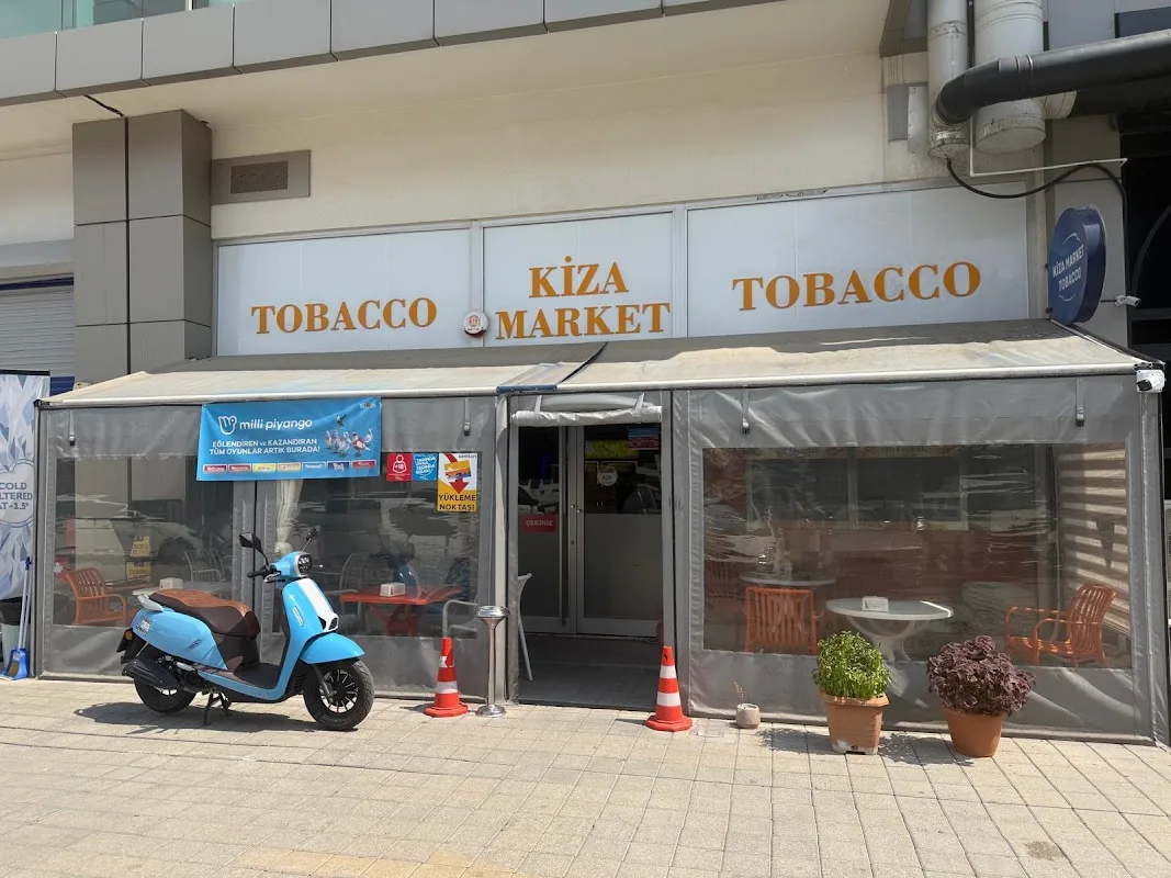 Kiza Market Tobacco (Cafe)