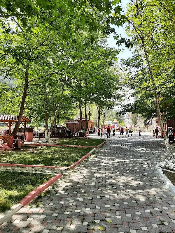 Farsaklar piknik alanı ve çocuk parkı