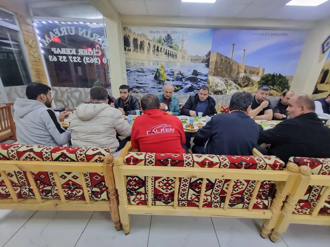 Şirin Urfam Ciğer Şiş Kebap Salonu Mustafa Usta