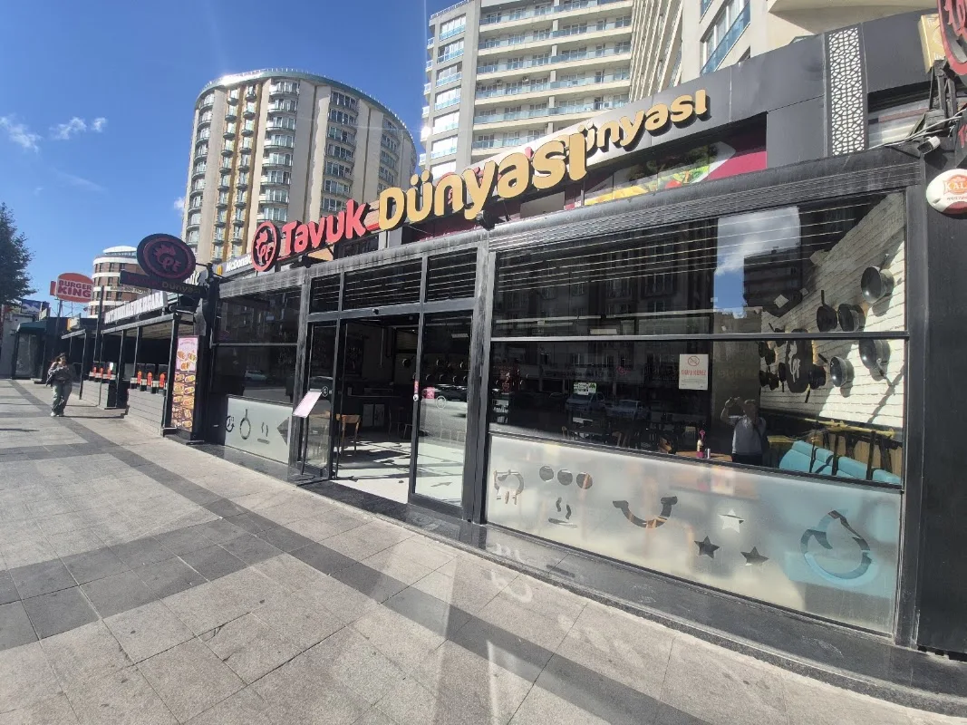 Tavuk Dünyası Esenyurt Cumhuriyet Cadde