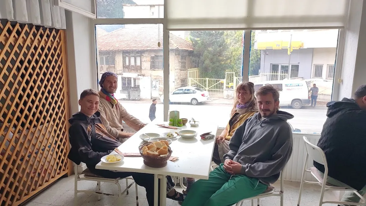 Derebucak Lokantası