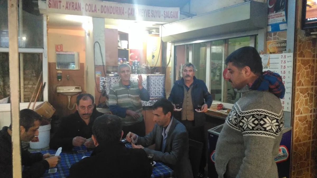 Çamaltı Kıraathanesi