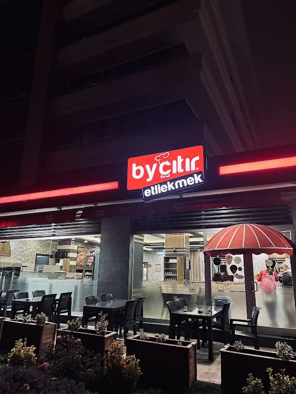 By çıtır Etliekmek Restaurant