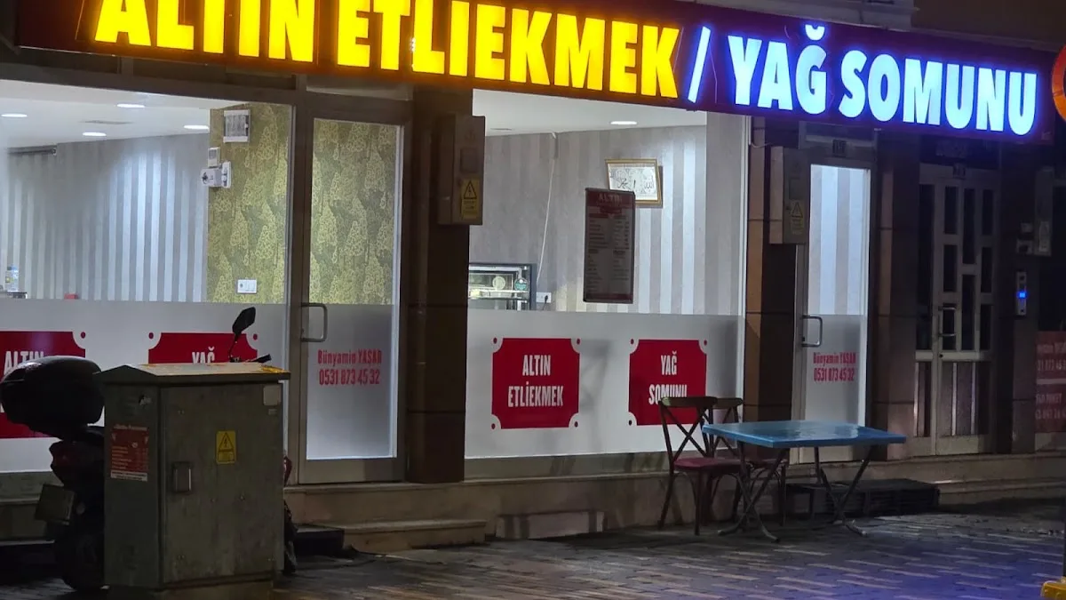 Altın Etliekmek ve Yağ Somunu Salonu