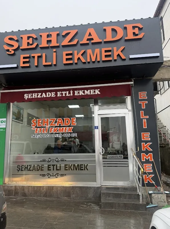 Şehzade Etli Ekmek
