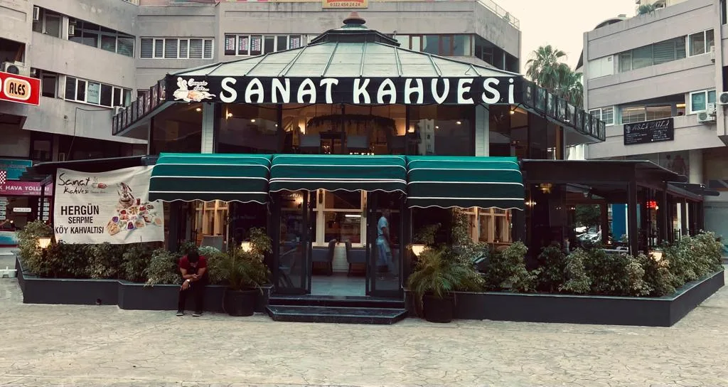 Sanat Kahvesi Ziyapaşa