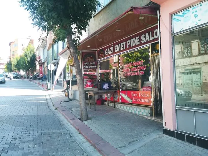 Gazi Emet Pide&Lahmacun Salonu