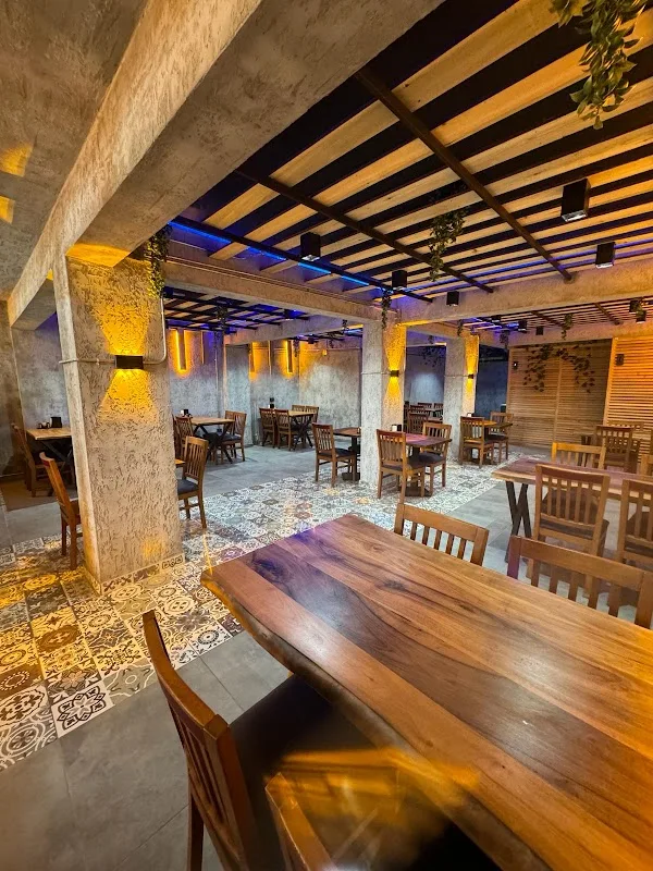 1977 Tarihi Karadeniz Usta işi RESTORAN ( Döner - Pide - Tarihi Kuru Fasulye )