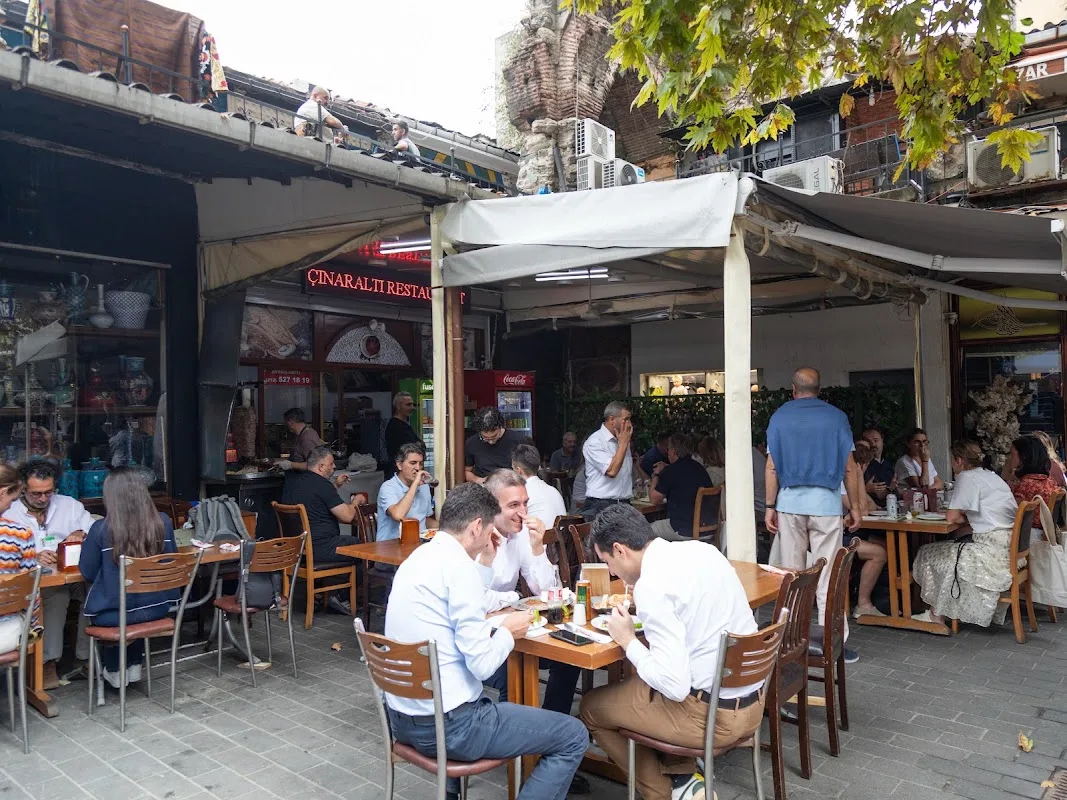 Çınaraltı Lokanta Kapalı Çarşı