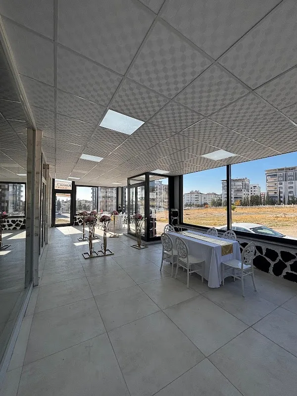 Kuvars Salon Davet Evi