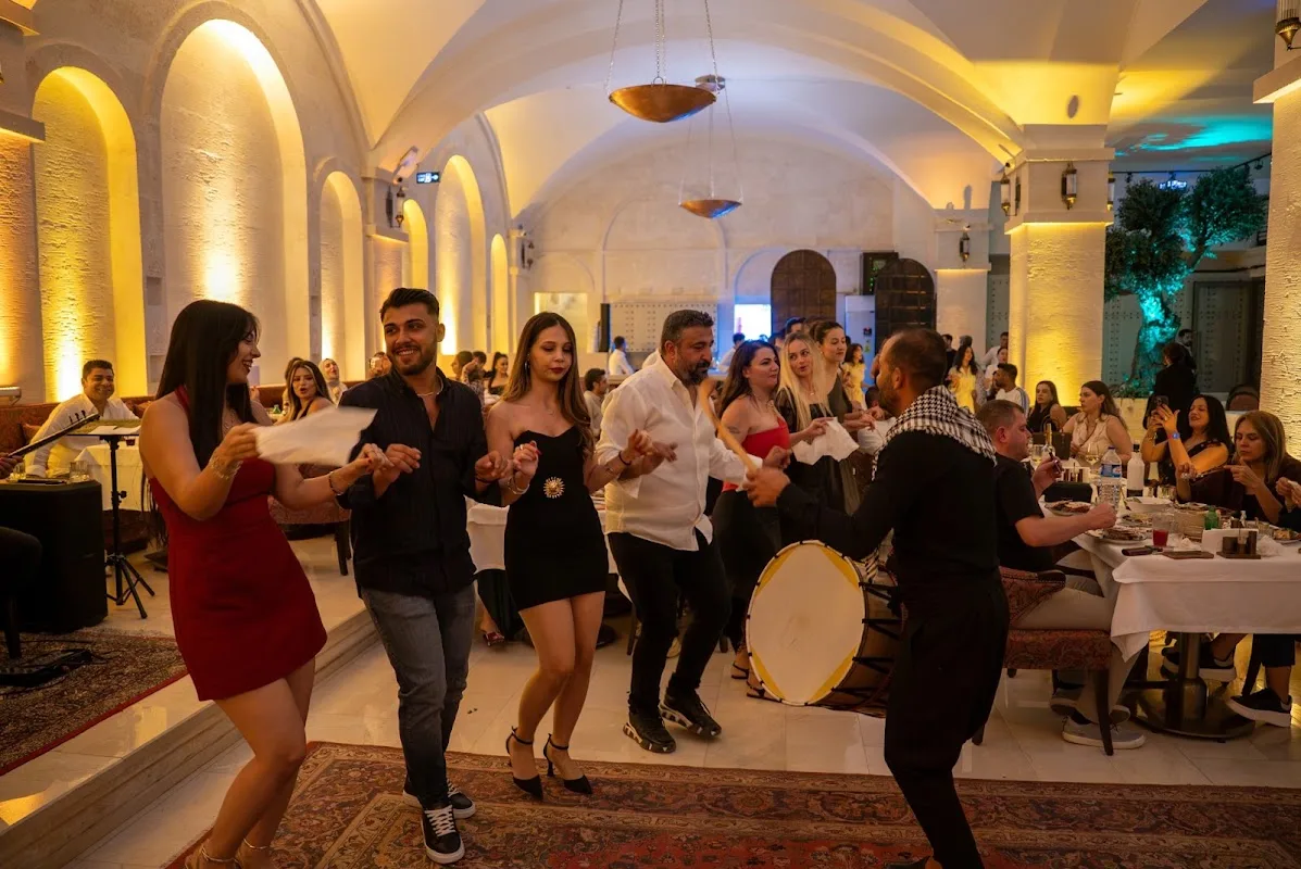 Aşiret Restaurant - Sıra Gecesi & Yöresel Lezzetler