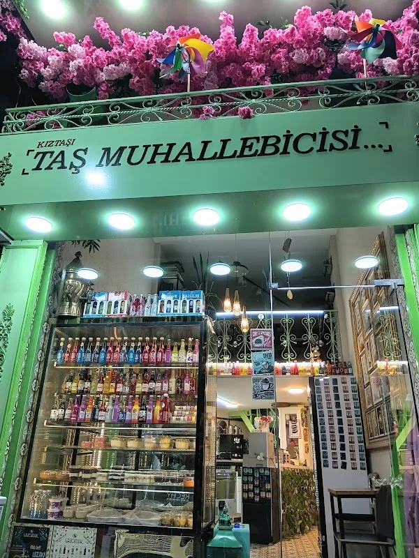 Taş Muhallebicisi