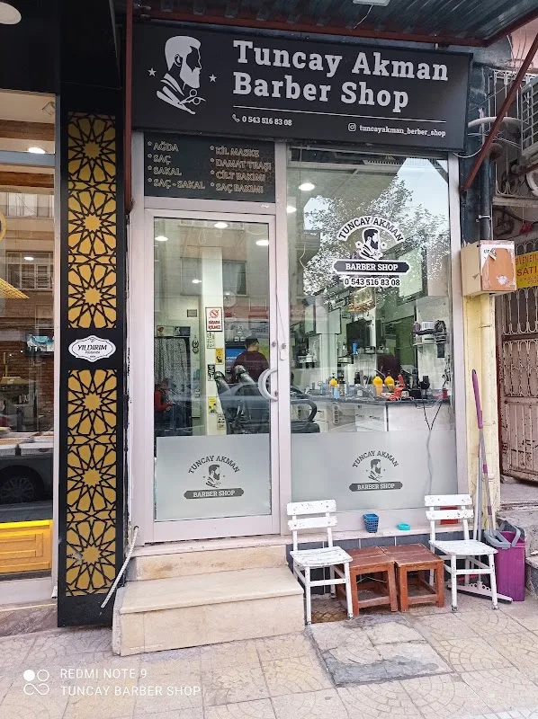 Tuncay Akman barber shop