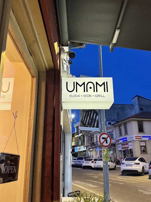 UMAMI Sushi • Wok • Grill