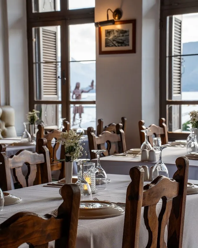 Dede Restaurant