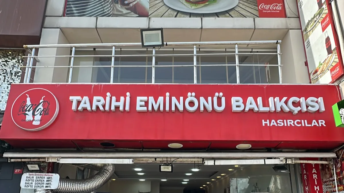 TARİHİ EMİNÖNÜ BALIKÇISI