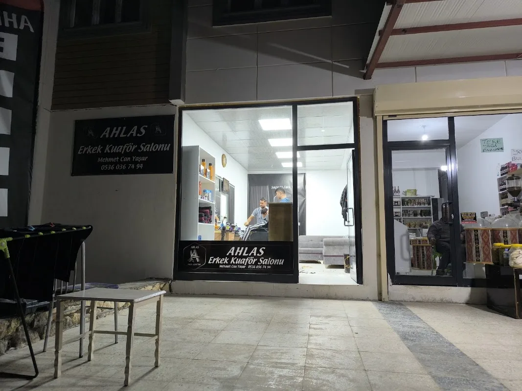 Ahlas erkek kuaförü