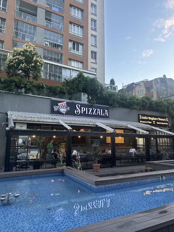 Essenora Spizzalaa