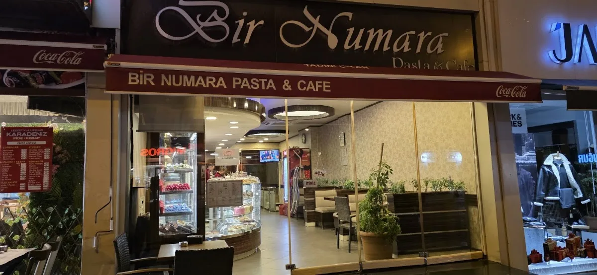 Bir Numara Cafe