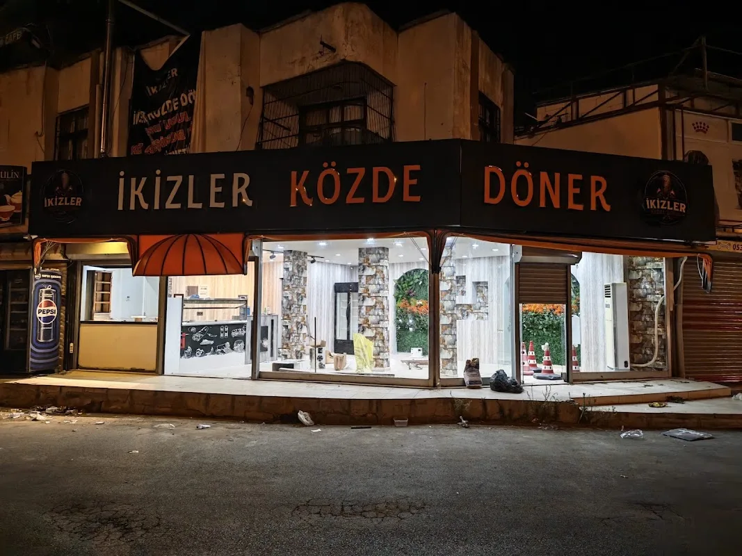 İKİZLER KÖZDE DÖNER