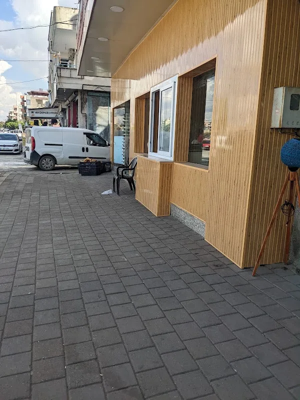 Öz Kardeşler Ekmek Dünyası
