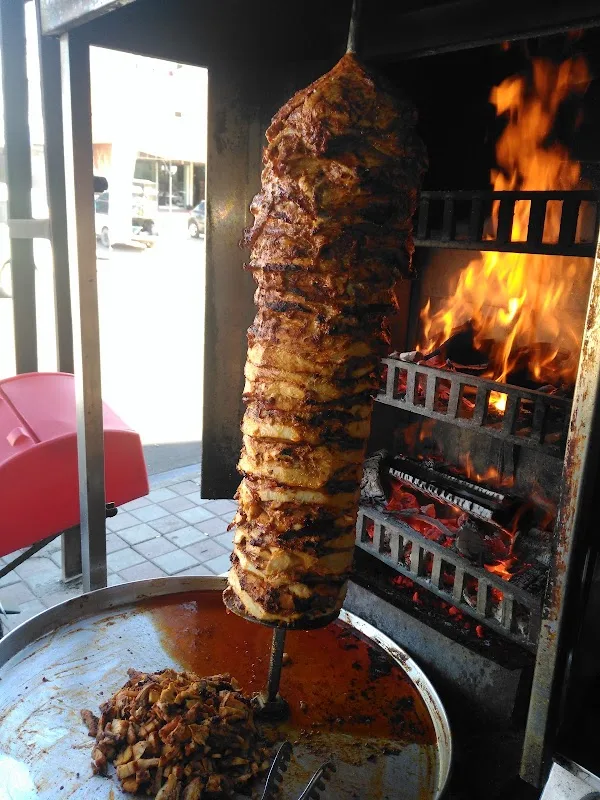 Yakut Kebap Döner & Lahmacun Salonu