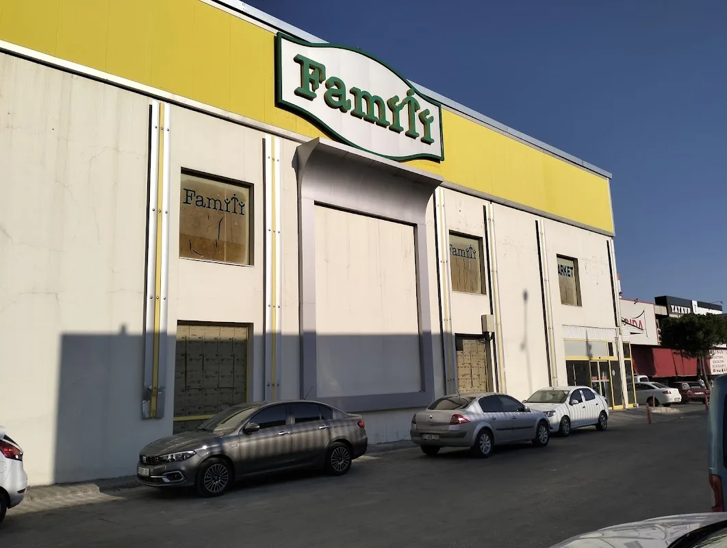 Famili market