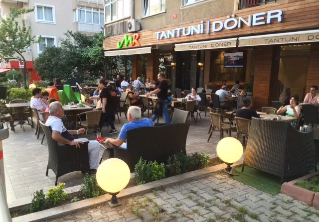 MR Tantuni & Cafe