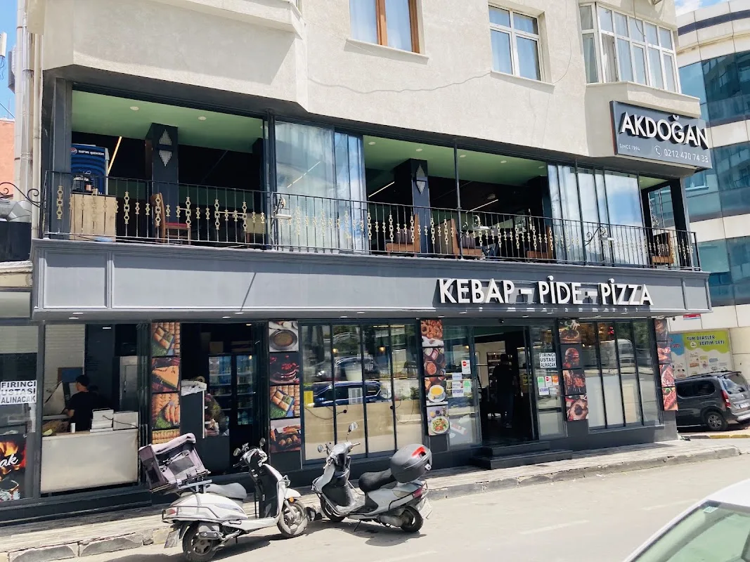 AKDOĞAN DÖNER KEBAP RESTORAN PİZZA PİDE KAHVALTI BAKLAVA & CAFFE