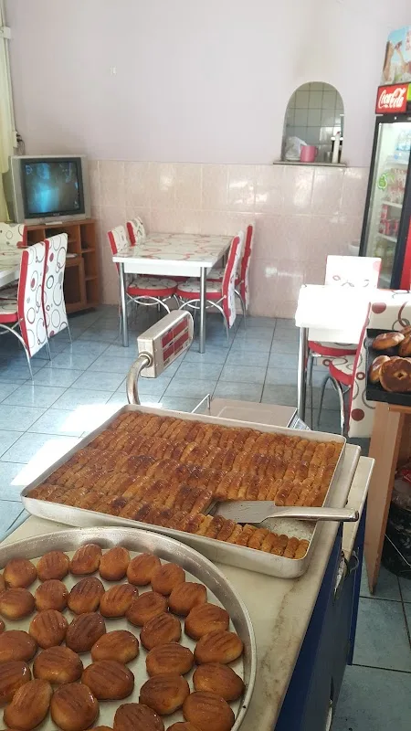 Gökpasta Salonu