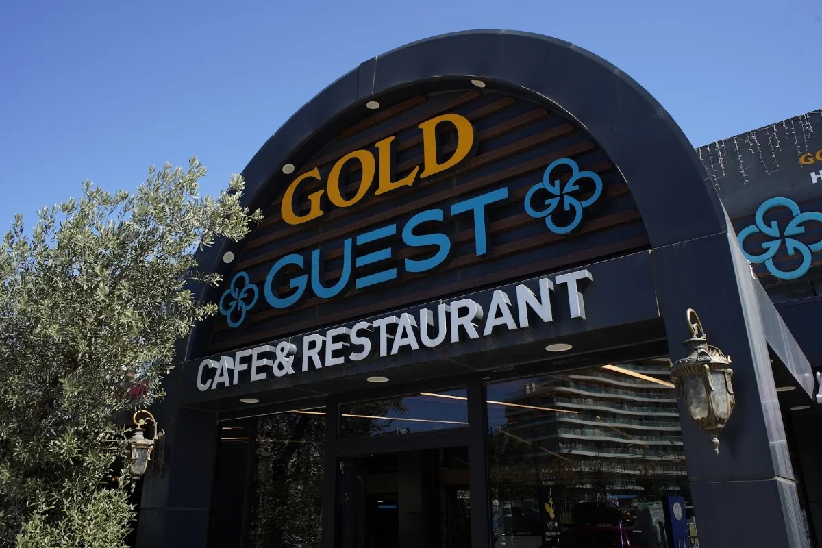 Gold Guest Lounge Cafe Restaurant
