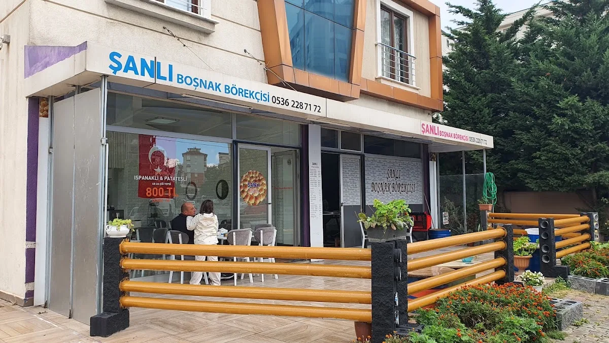 Şanlı Boşnak Börekçisi