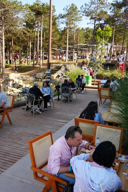 Monk Restoran