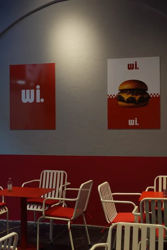 Wİ. SMASH BURGER-DÖNER-KAVURMA
