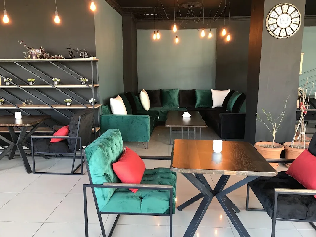 Vitrin Cafe