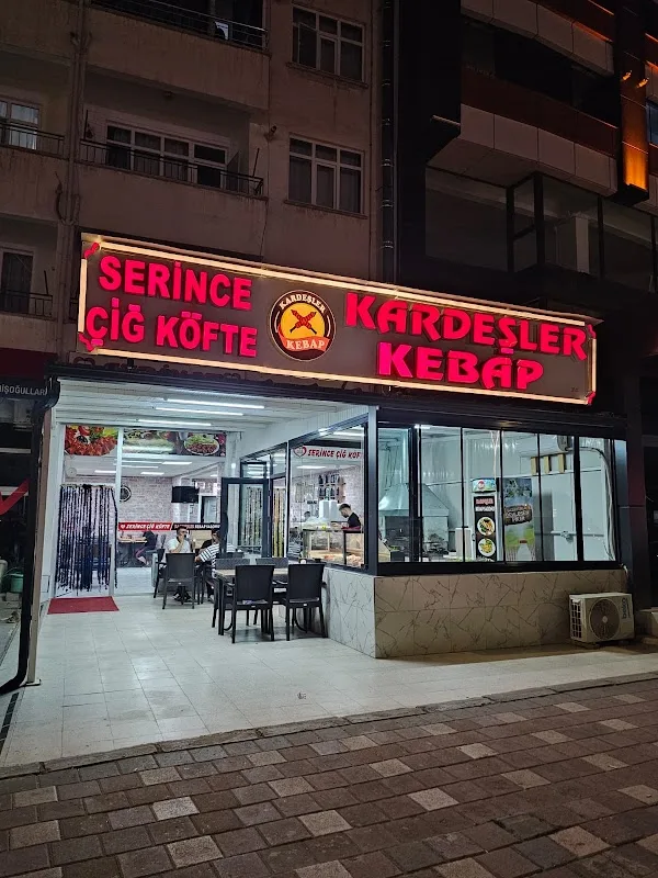 Kardeşler kebap serince çiğ köfte
