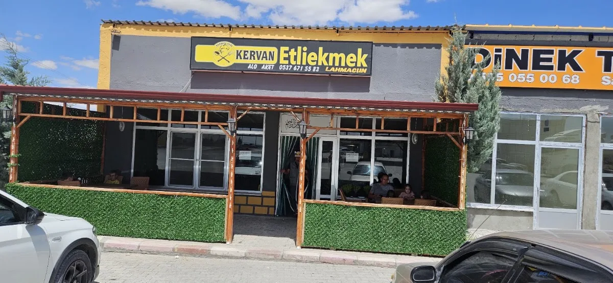 KERVAN ETLİEKMEK (sarının Yeri)