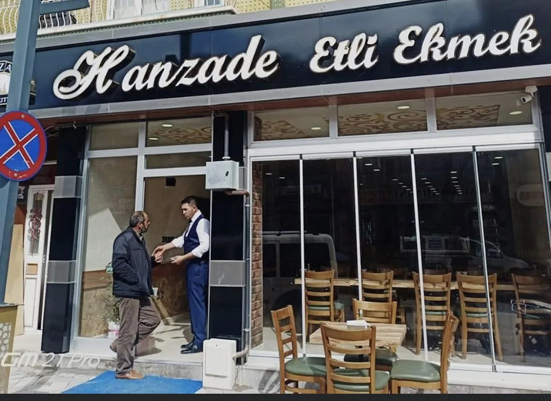 Hanzade Etli Ekmek