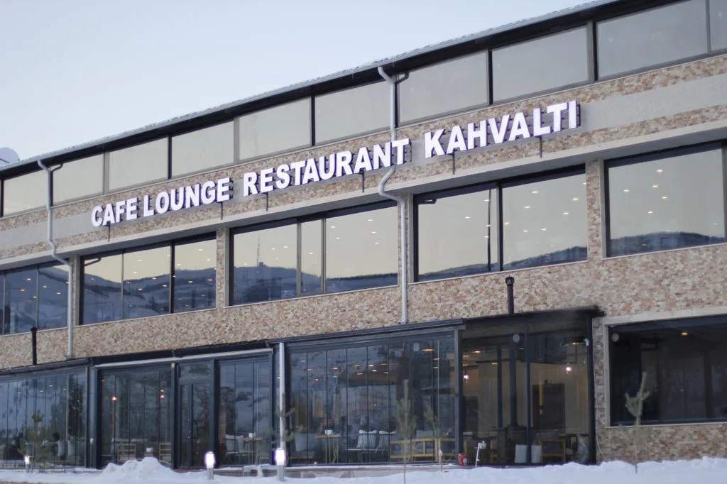 keyvani restaurant cafe lounge