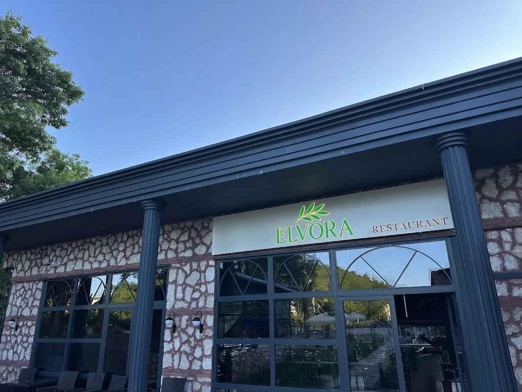 Elvora Restaurant