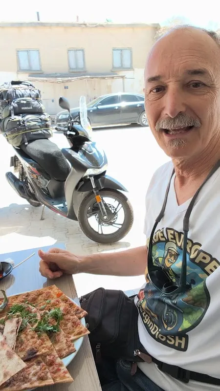 Levent Ustanın yeri