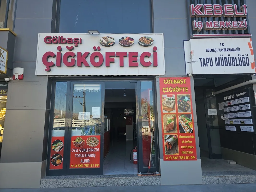 Adıyaman gölbaşı Çiğköfteçisi.