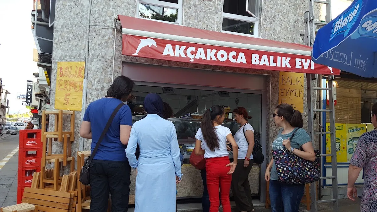 AKÇAKOCA BALIK EVİ