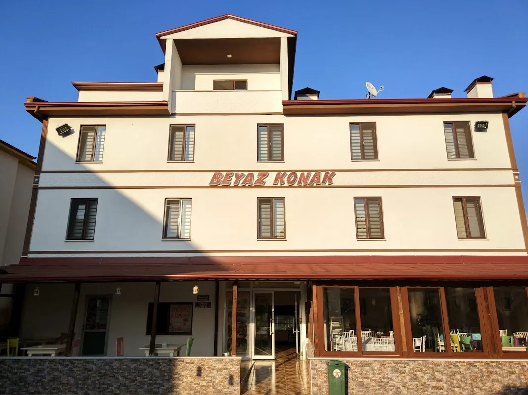CUMAYERİ OTEL - KONAKLAMA - BEYAZ KONAK BUTİK OTEL